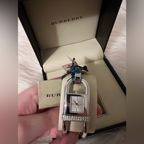Burberry Diamond Padlock Watch - Picture 4 of 5